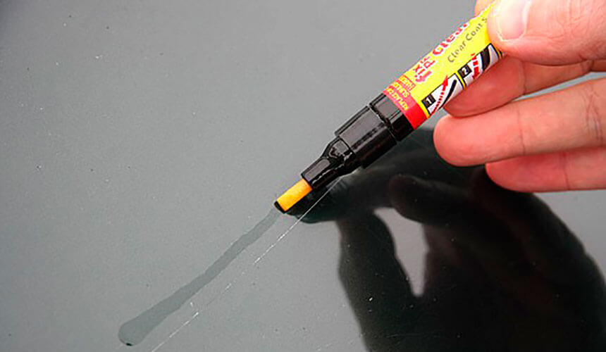 Устранение царапин карандаш-краской 