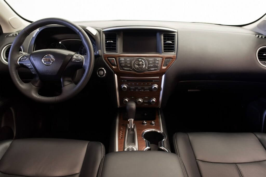 Front panel Nissan Pathfinder '2017
