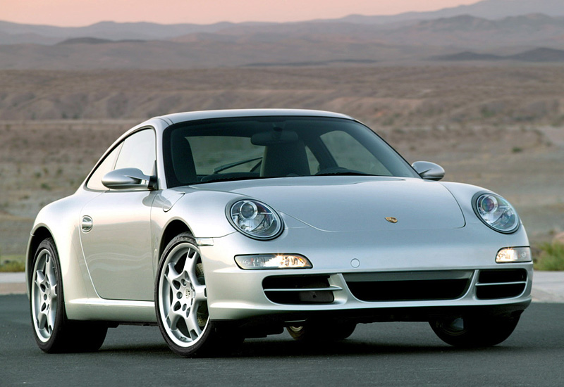 Белый Porsche 911